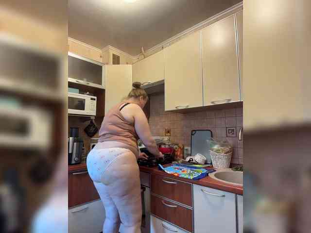 Veronika_Gold webcam