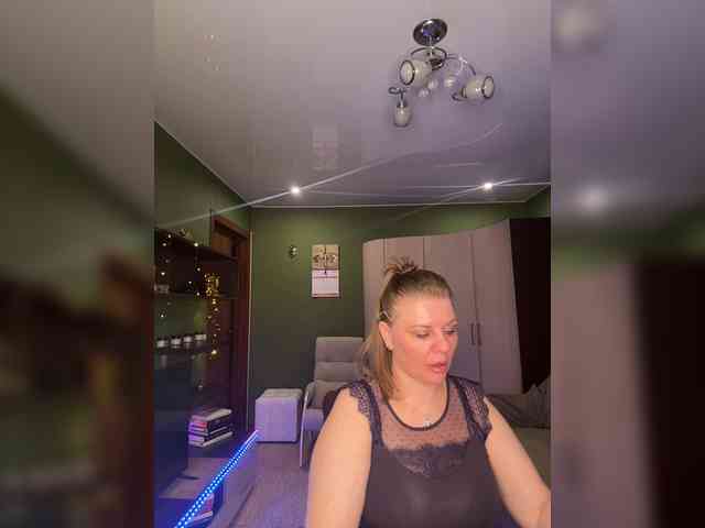 Veronika_Gold webcam