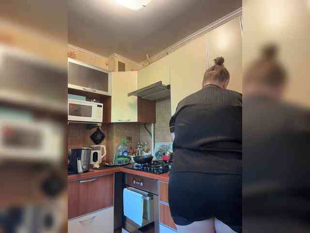 Veronika_Gold webcam