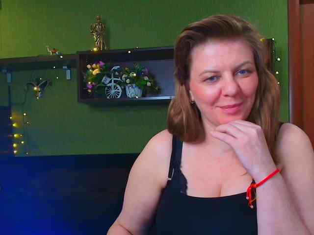 Veronika_Gold webcam