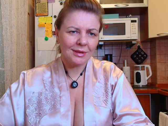 Veronika_Gold webcam