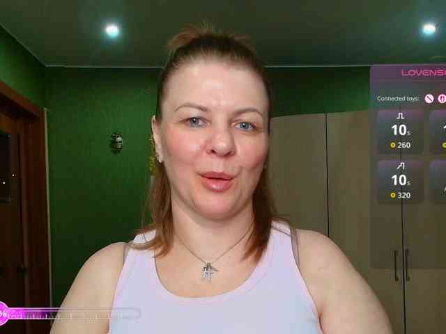 Veronika_Gold webcam