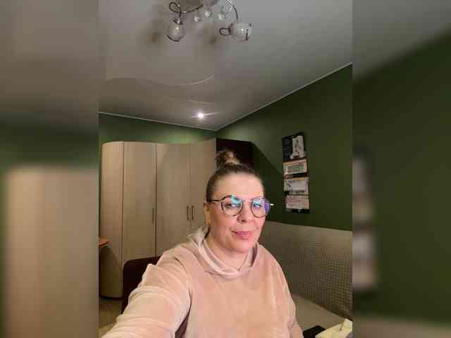 Veronika_Gold webcam