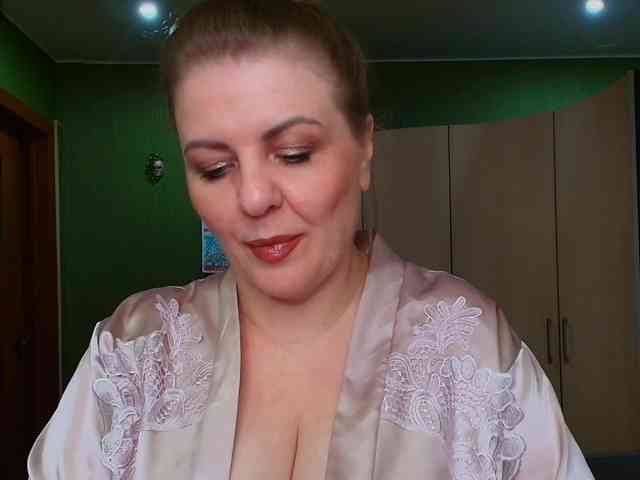 Veronika_Gold webcam