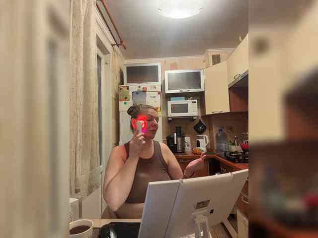 Veronika_Gold webcam