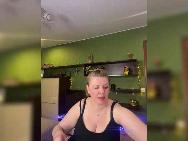 Veronika_Gold webcam