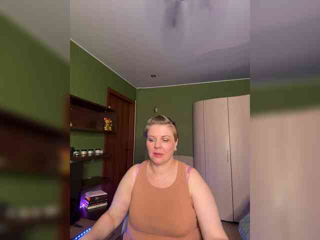 Veronika_Gold webcam