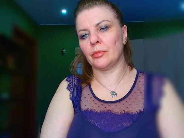 Veronika_Gold webcam