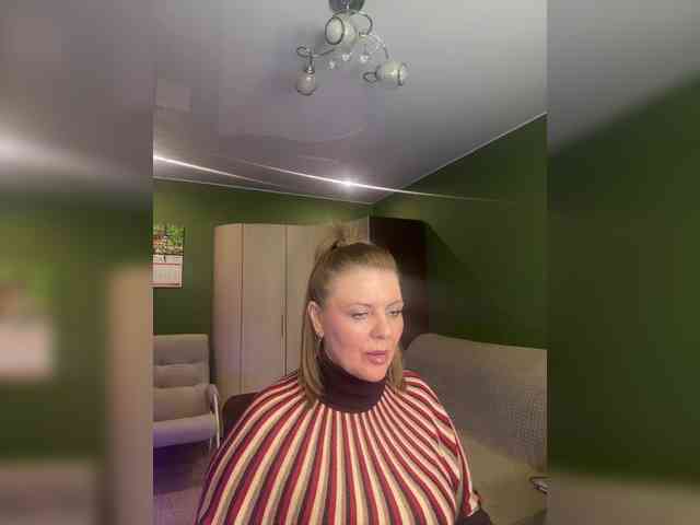 Veronika_Gold webcam