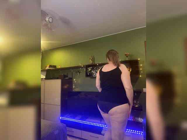 Veronika_Gold webcam