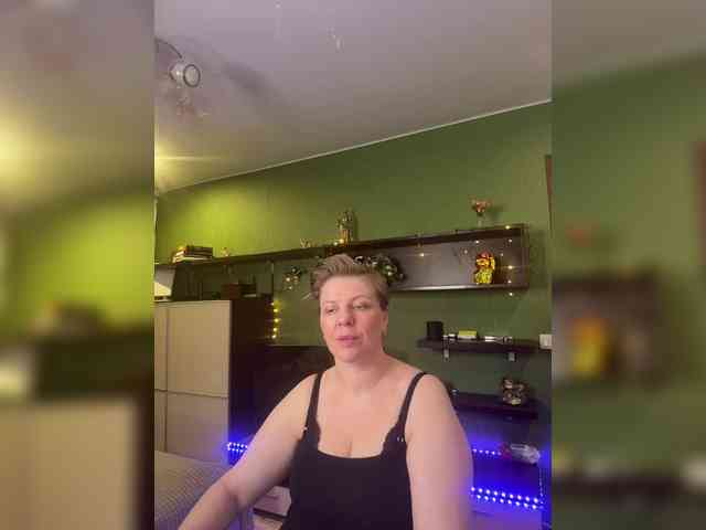 Veronika_Gold webcam