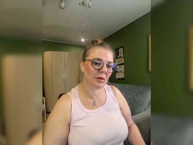 Veronika_Gold webcam