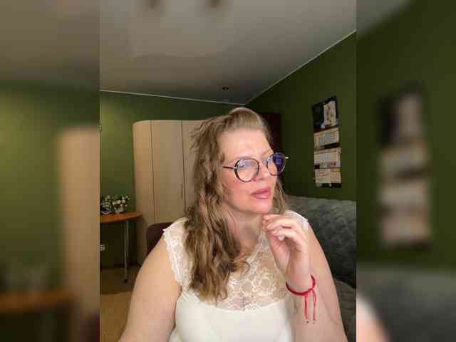 Veronika_Gold webcam