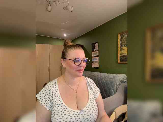 Veronika_Gold webcam