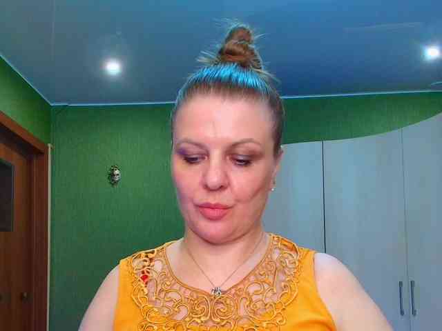 Veronika_Gold webcam