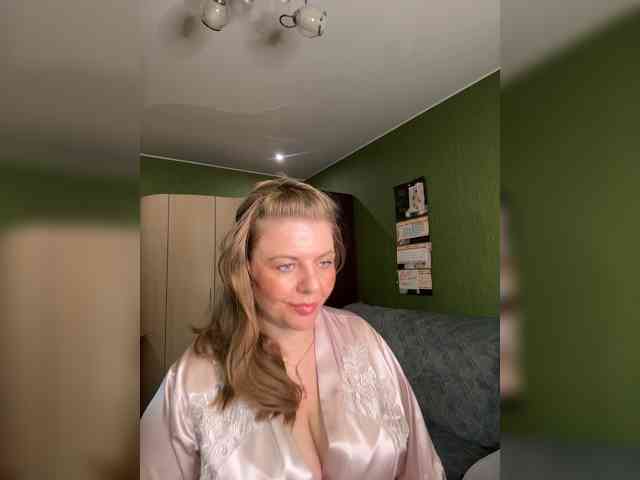 Veronika_Gold webcam