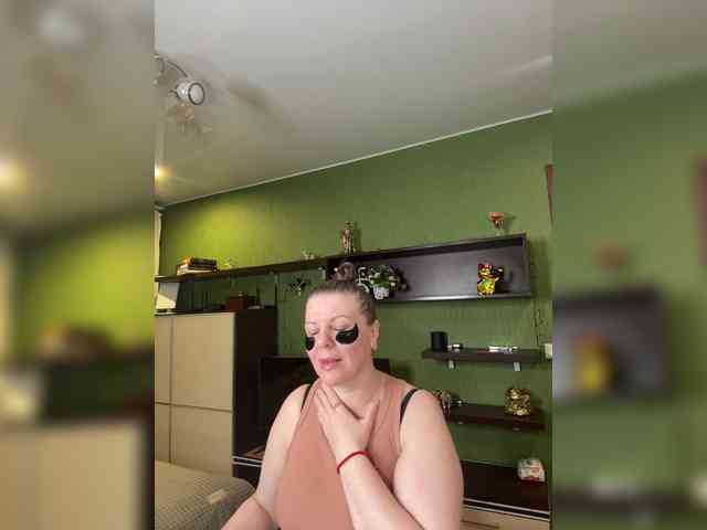 Veronika_Gold webcam