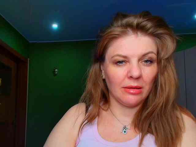 Veronika_Gold webcam