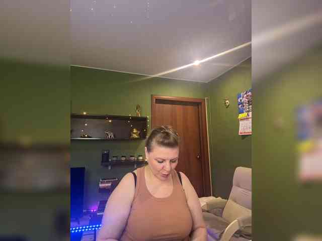 Veronika_Gold webcam