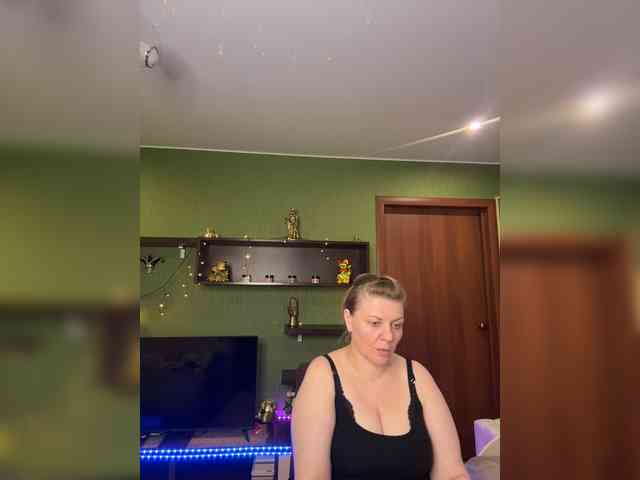 Veronika_Gold webcam