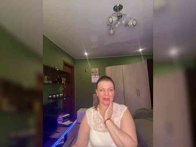 Veronika_Gold webcam