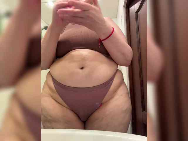 Veronika_Gold webcam