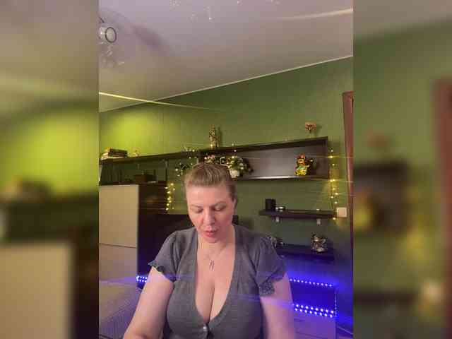 Veronika_Gold webcam