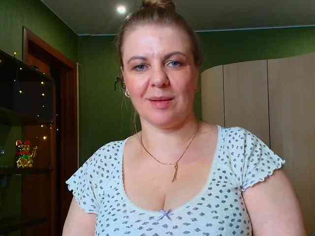 Veronika_Gold webcam