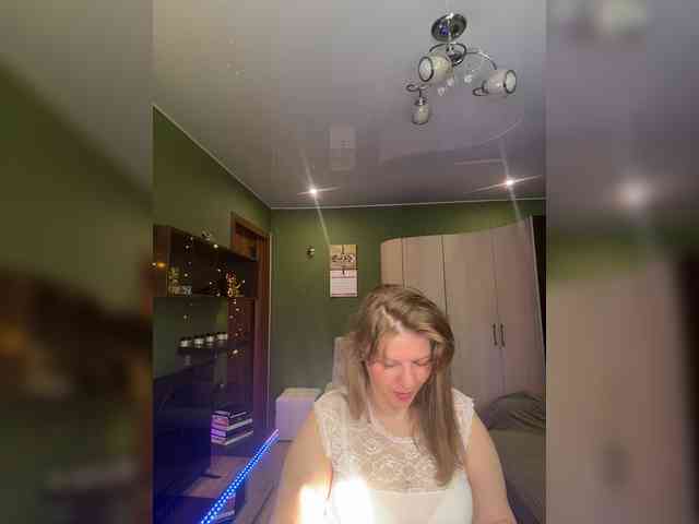 Veronika_Gold webcam