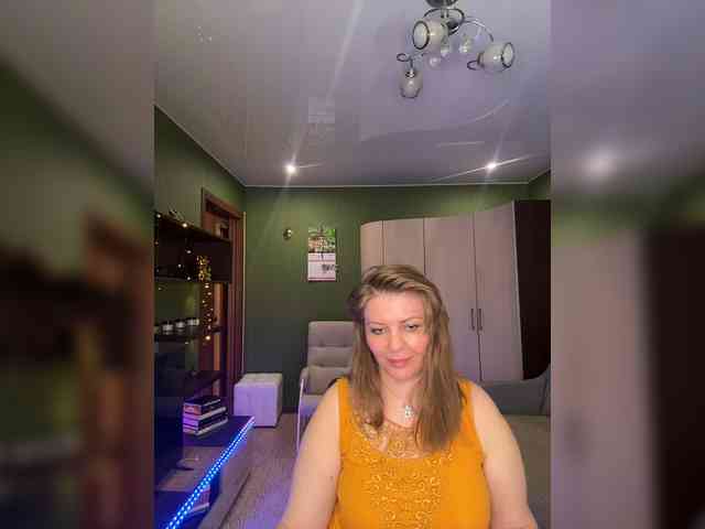 Veronika_Gold webcam