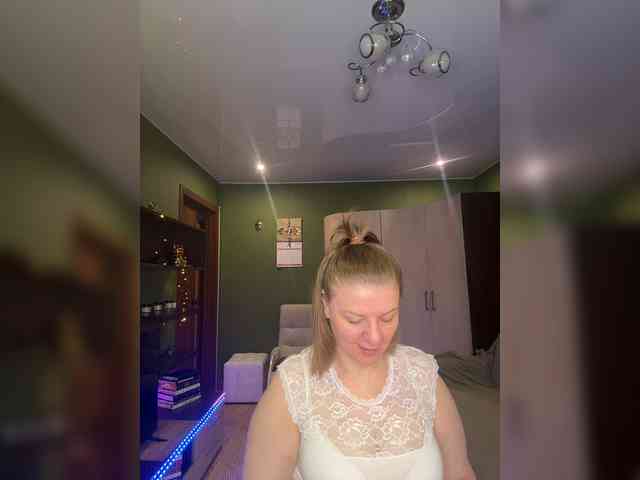 Veronika_Gold webcam