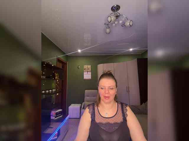 Veronika_Gold webcam