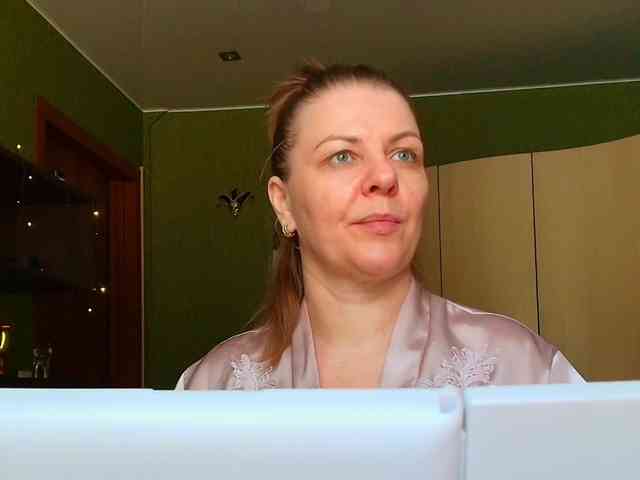 Veronika_Gold webcam