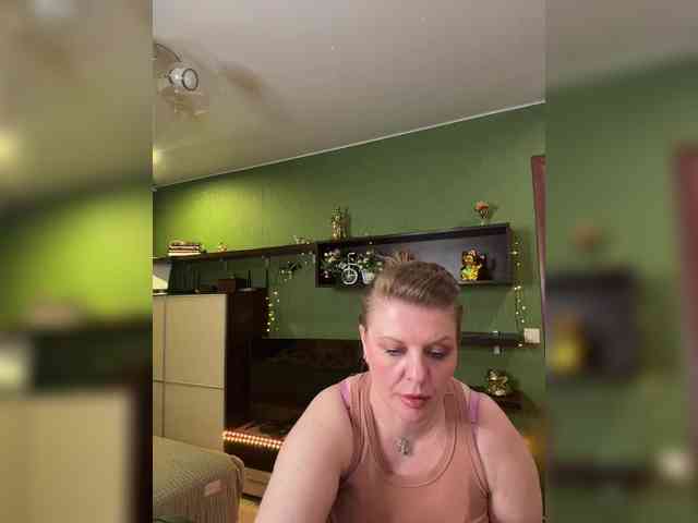 Veronika_Gold webcam