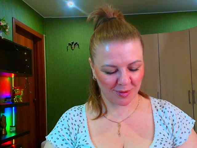Veronika_Gold webcam