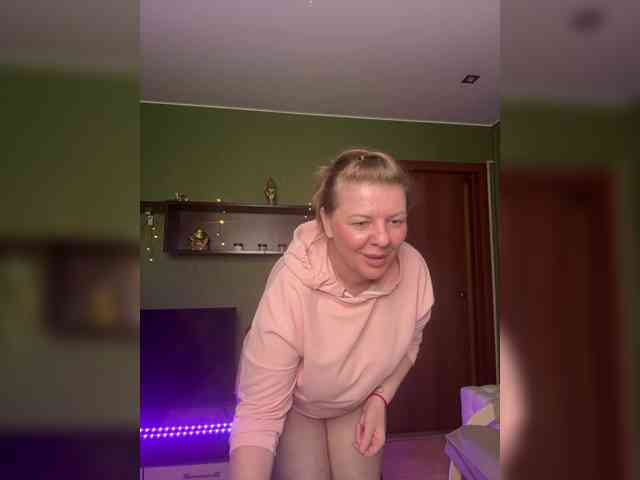 Veronika_Gold webcam