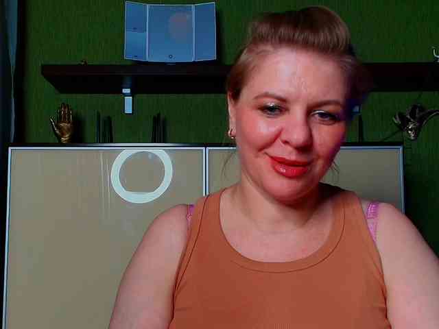 Veronika_Gold webcam