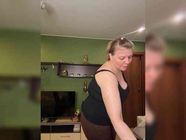 Veronika_Gold webcam