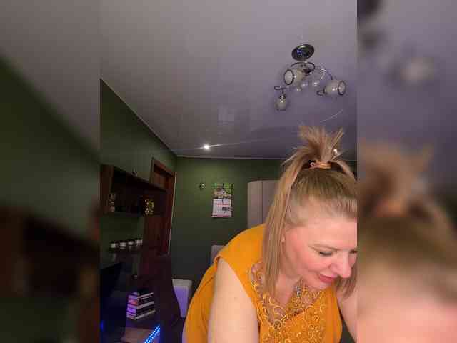 Veronika_Gold webcam