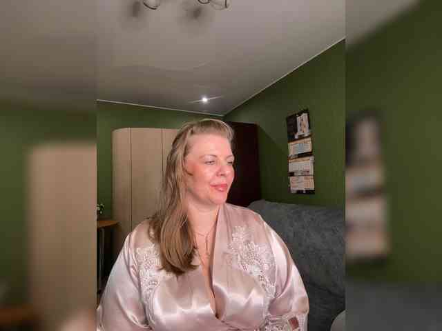 Veronika_Gold webcam