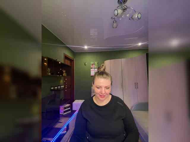 Veronika_Gold webcam