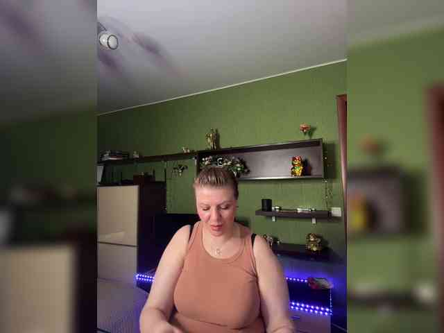 Veronika_Gold webcam