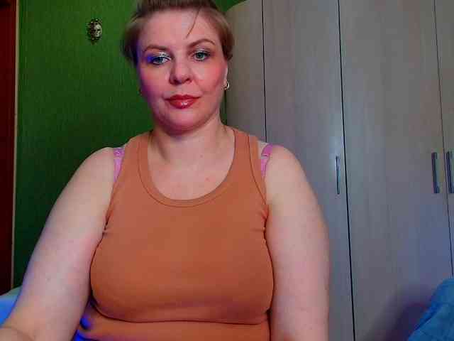 Veronika_Gold webcam