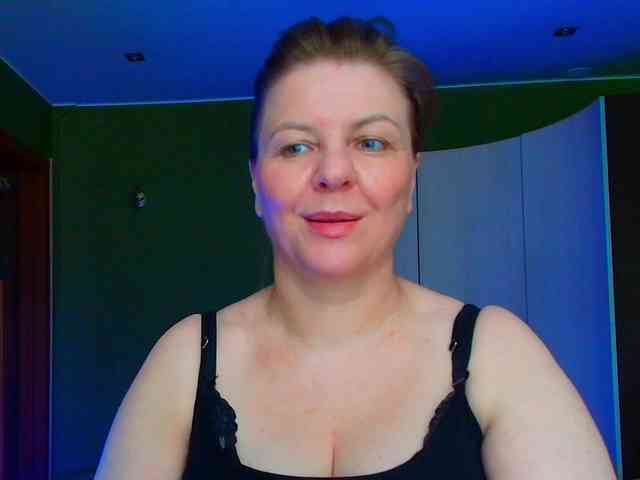 Veronika_Gold webcam