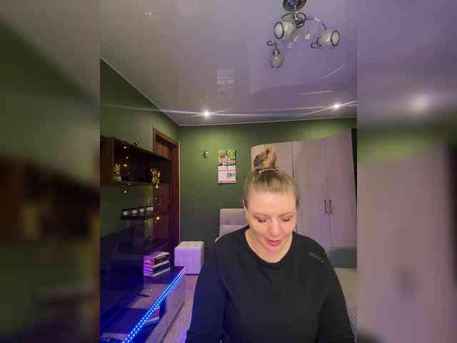 Veronika_Gold webcam