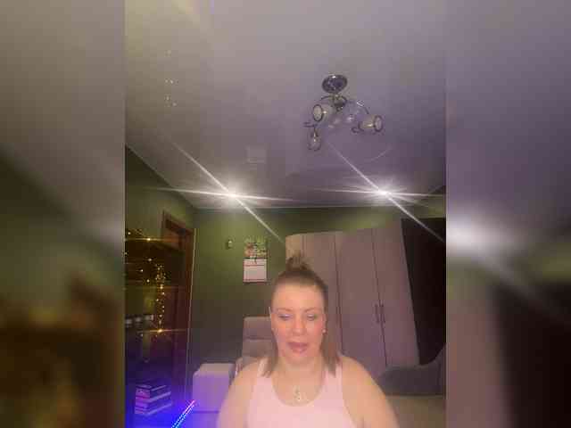 Veronika_Gold webcam