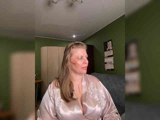 Veronika_Gold webcam