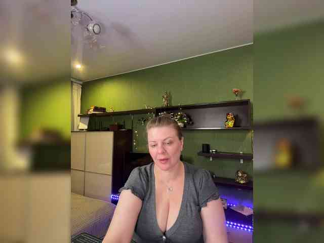 Veronika_Gold webcam