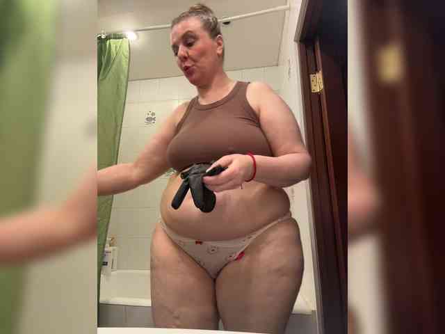 Veronika_Gold webcam