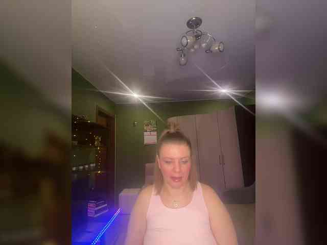Veronika_Gold webcam
